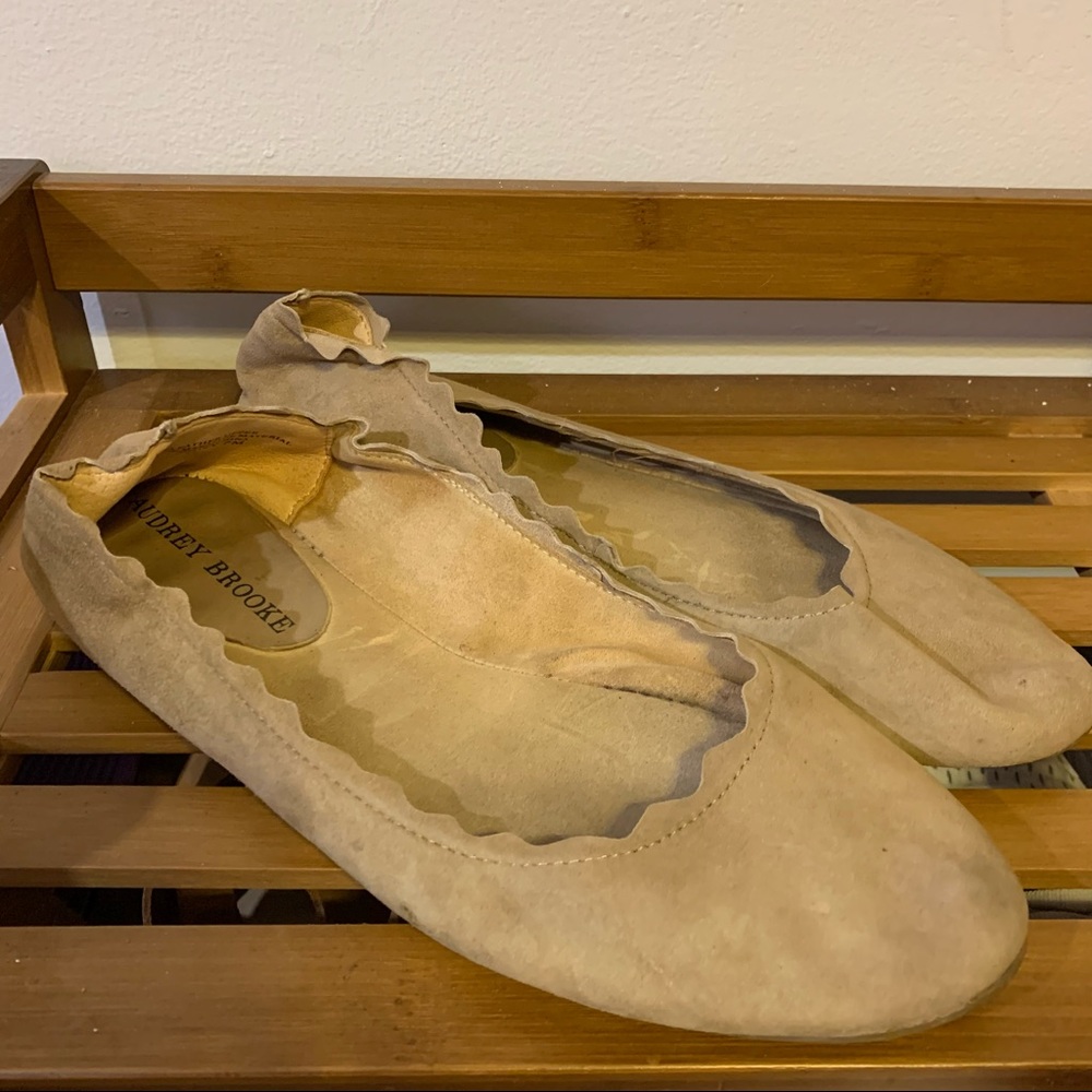 Audrey Brook Winny Ballet Flats in Nude